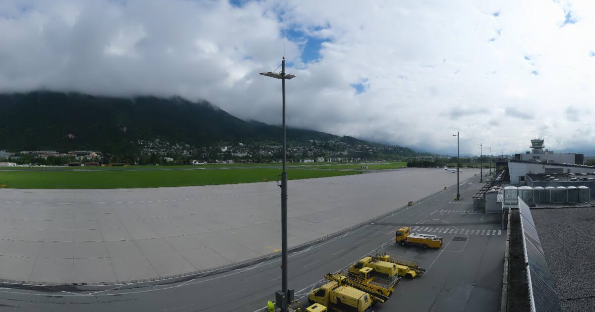 Innsbruck, Airport